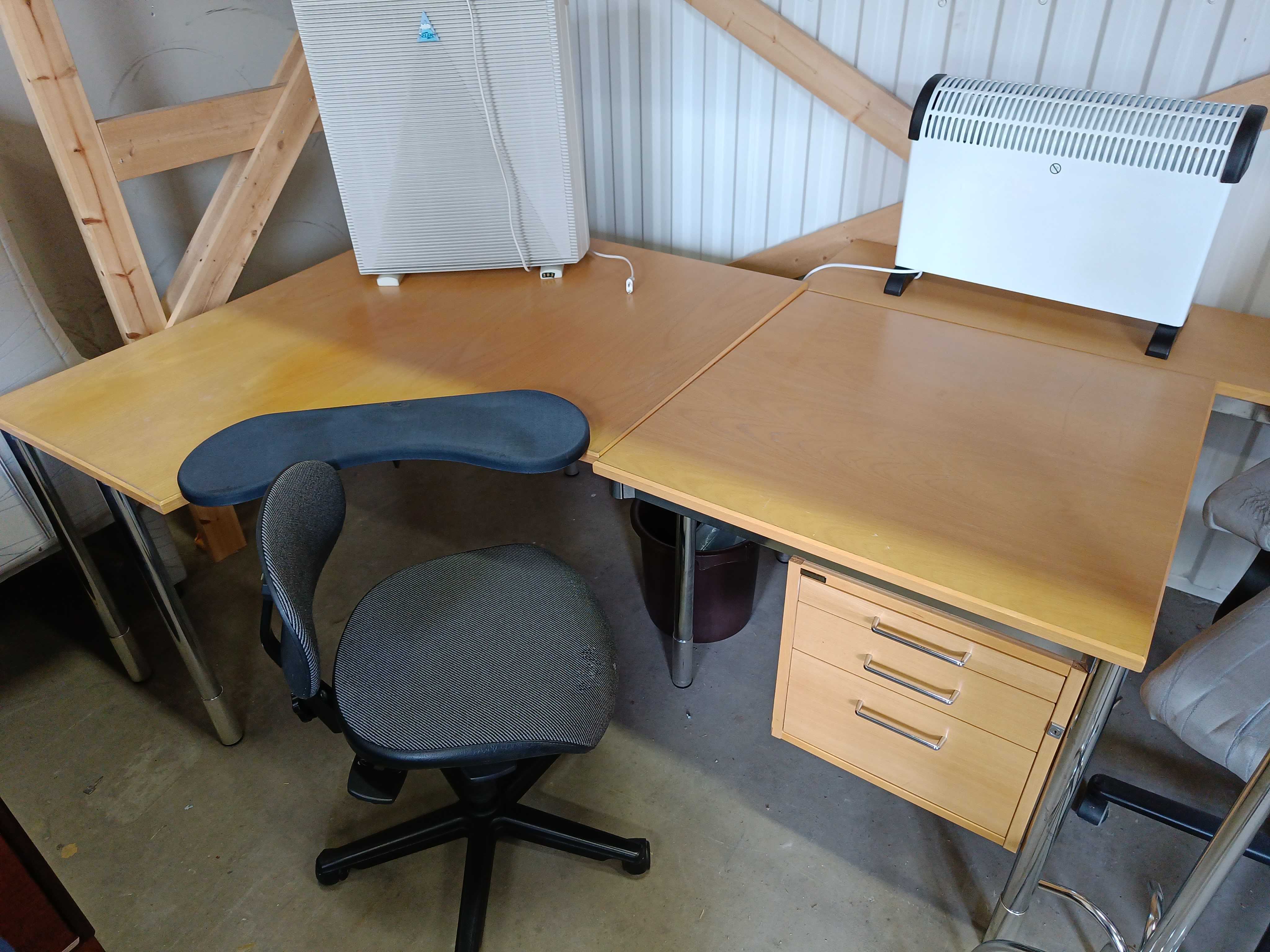 Office furniture PS Auction We value the future Largest in net auctions
