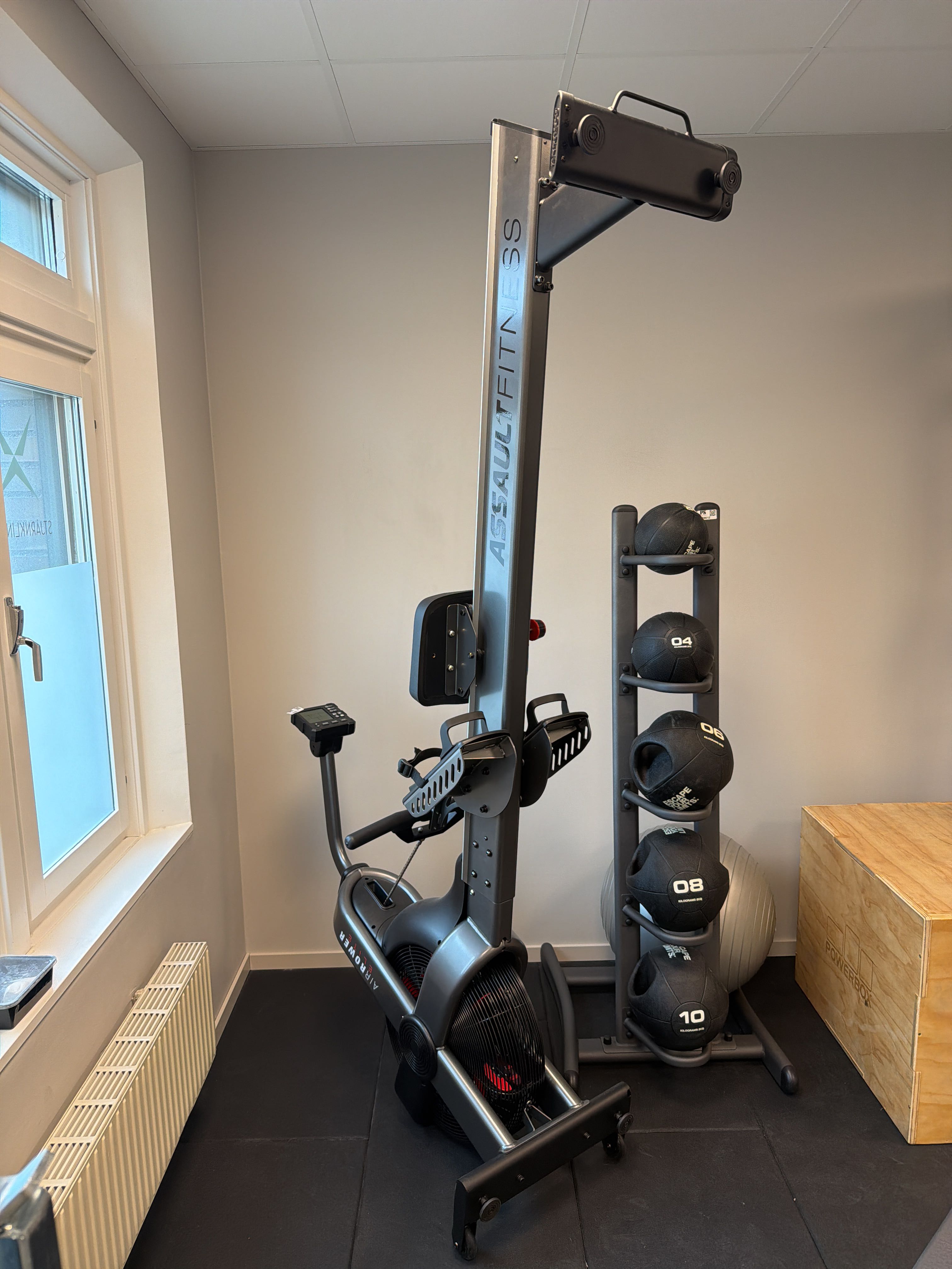 Rower Machine Ellite Rower Rowing machine - Assault Fitness AirRower Elite - PS Auction - We value ...