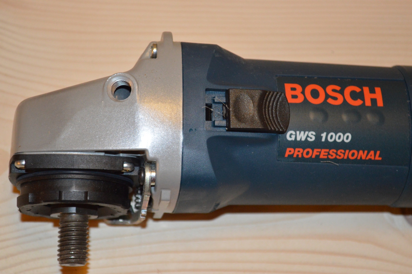 Bosch angle grinder GWS1000 