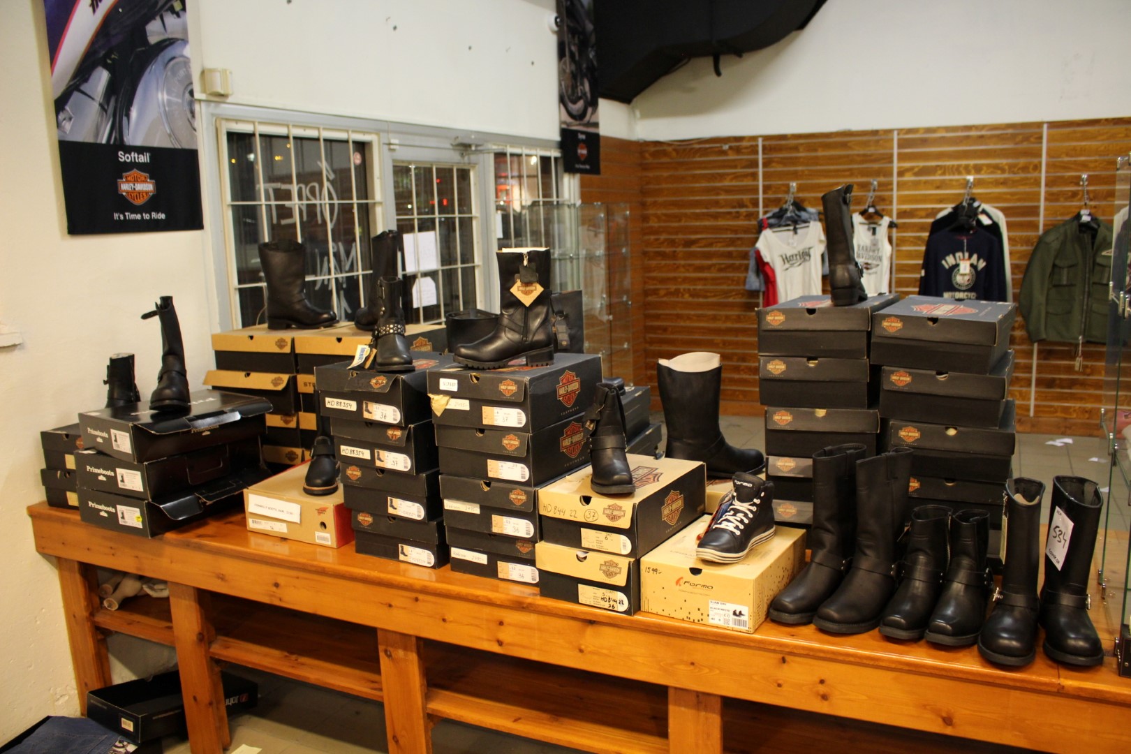 Parti MC stövlar MC skor Harley Davidson, 56 par Parti MC stövlar MC skor Harley Davidson, 56 par