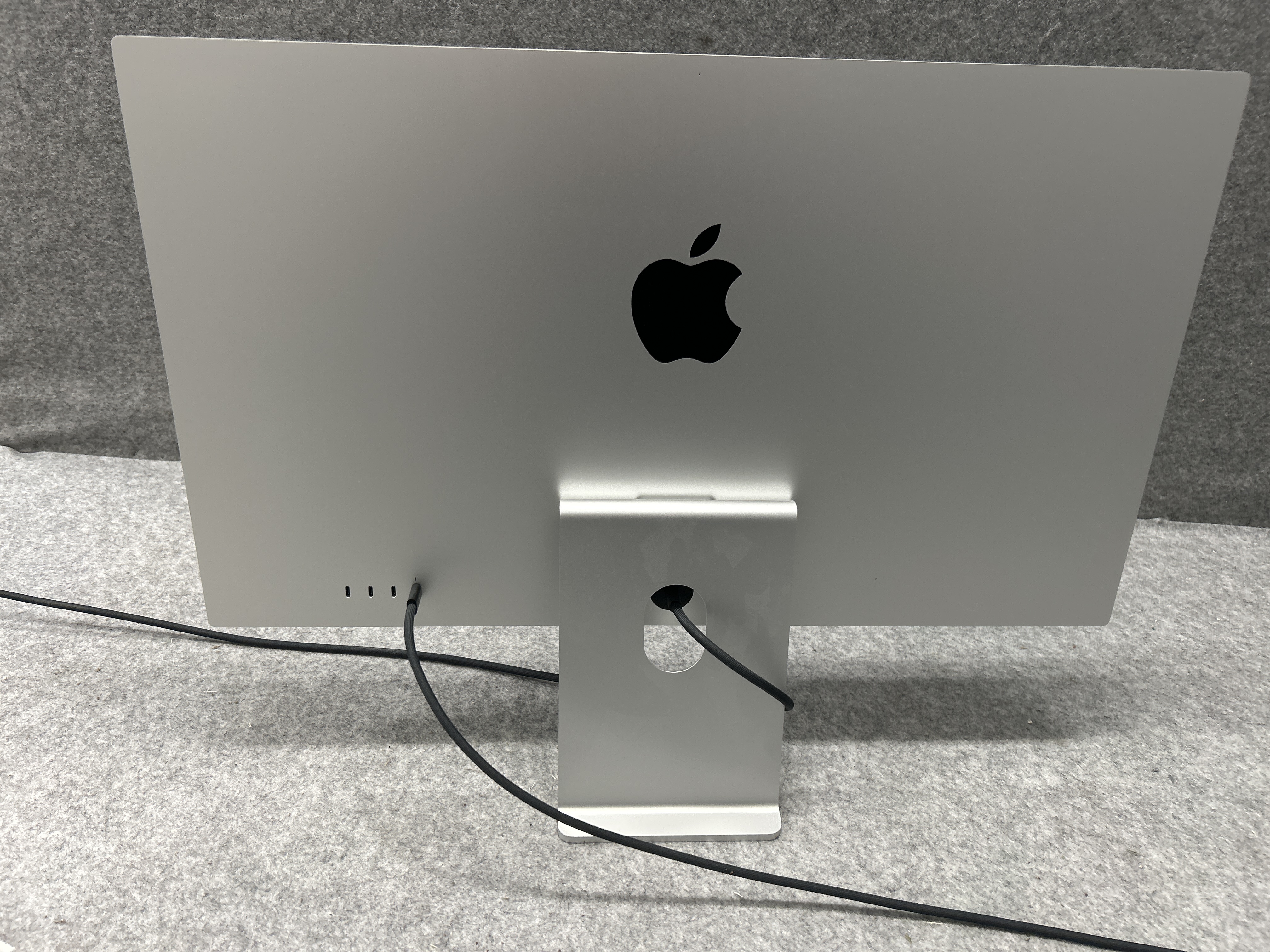 Apple Studio Display 5K 27 tum - Auktioner online - Nätauktioner ...