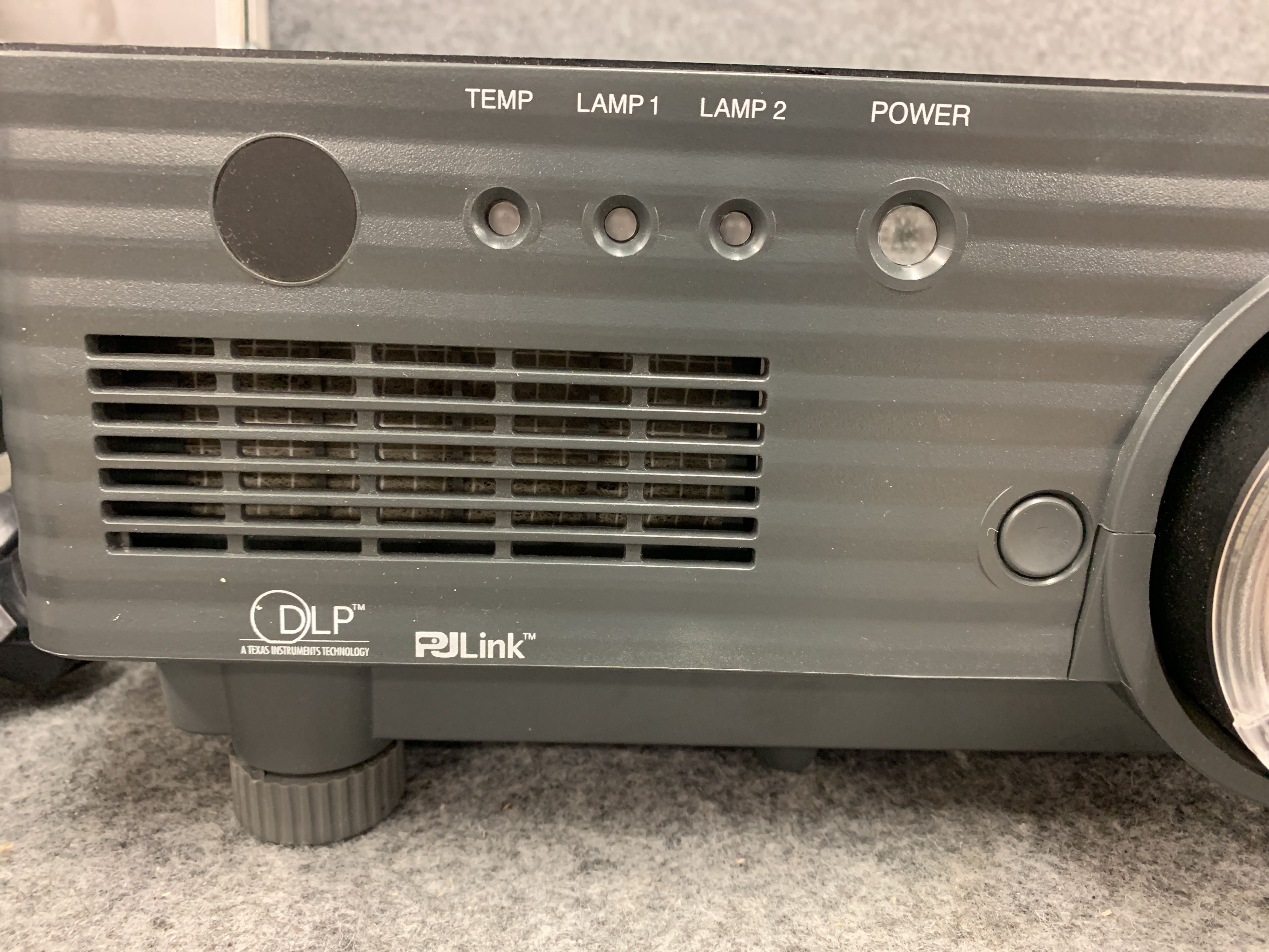 Panasonic PT5100 Wide 5500 Ansi Lumen - PS Auction - We value the