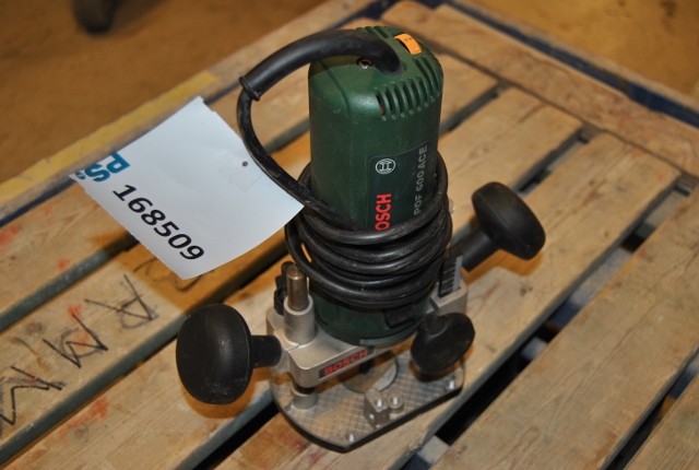 Handöverfräs Bosch POF 600 ACE - PS Auction - We value the future ...