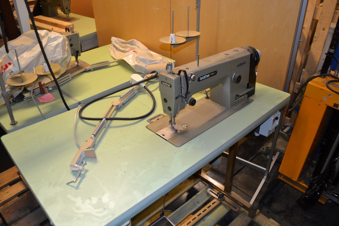 Industrial Sewing Machine PS Auction We value the future Largest