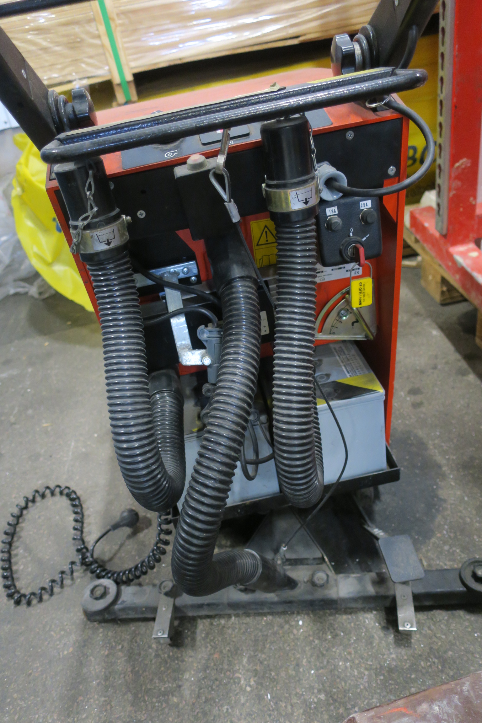 Sweeping machine Hako Hakomatic B43 S - PS Auction - We value the