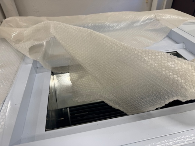 1405754-10 Fan shrouds & fan units – 4 pieces (new)