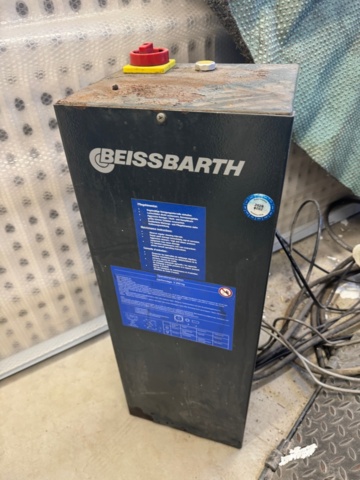 1405756-4 Car lift with control cabinet
