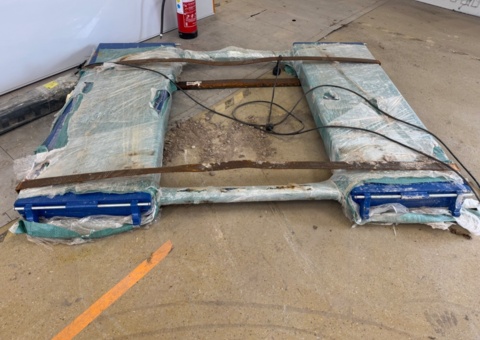 Car lift – new (missing control cabinet)