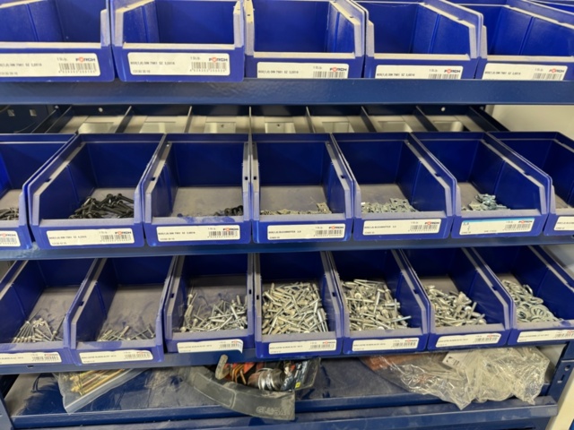1405759-11 Sheet metal cabinets & shelving systems with drawers including contents