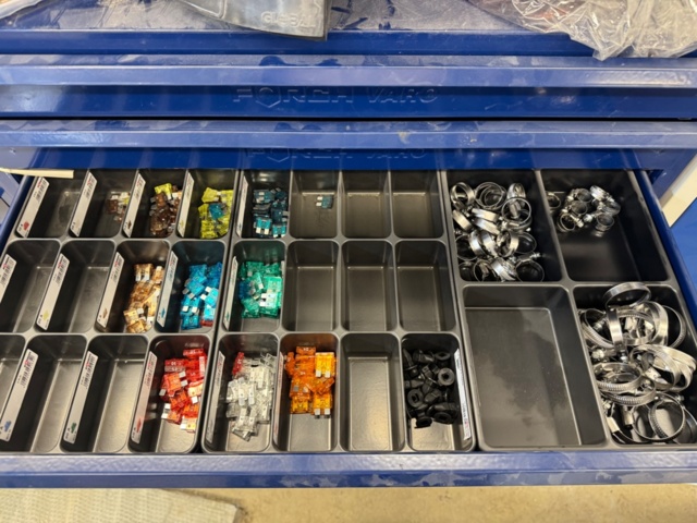 1405759-15 Sheet metal cabinets & shelving systems with drawers including contents
