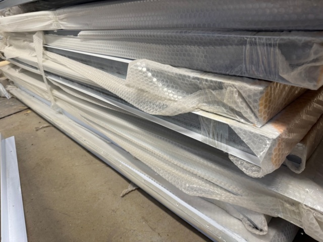 1405764-5 Building modules / building materials – according to pictures