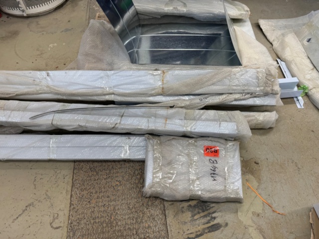 1405764-8 Building modules / building materials – according to pictures