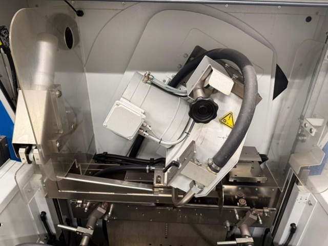 1352266-5 New fully automatic profile grinding machine for band saw blades controlled with 4 CNC axes