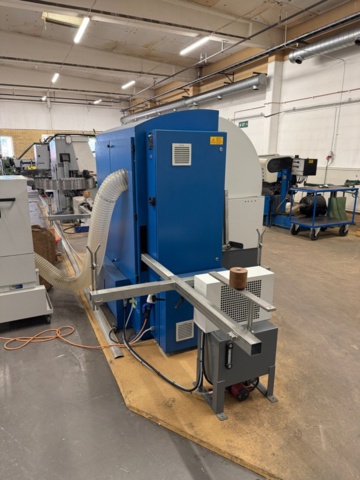 1352266-15 New fully automatic profile grinding machine for band saw blades controlled with 4 CNC axes