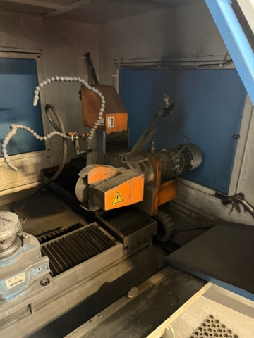 1352267-5 Automatic grinding machine for grinding saws with different tooth geometries f