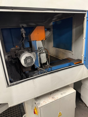 1352267-7 Automatic grinding machine for grinding saws with different tooth geometries f