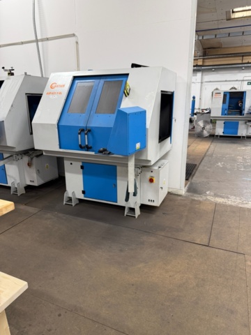 1352268-1 Grinding machine for automatic grinding of circular saws