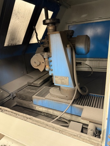 1352268-13 Grinding machine for automatic grinding of circular saws