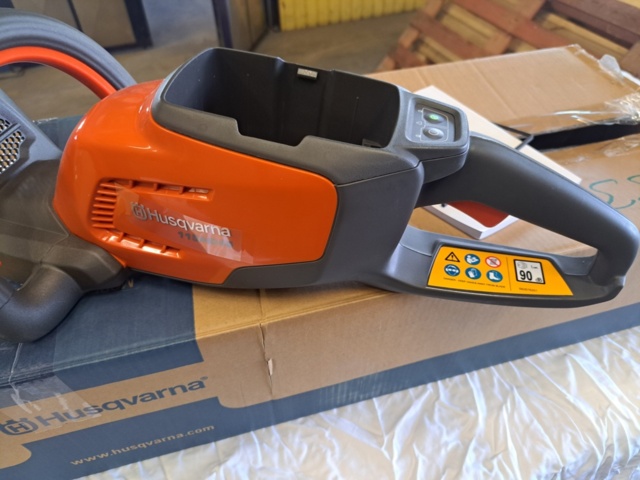 1510718-2 Hedge trimmer Husqvarna 115iHD45