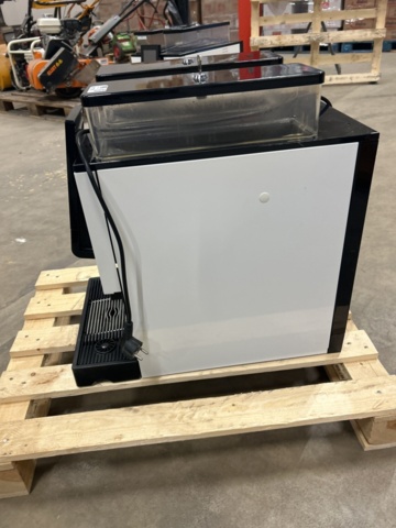 1427792-3 Kaffemaskin för hela bönor - WMF 1100s