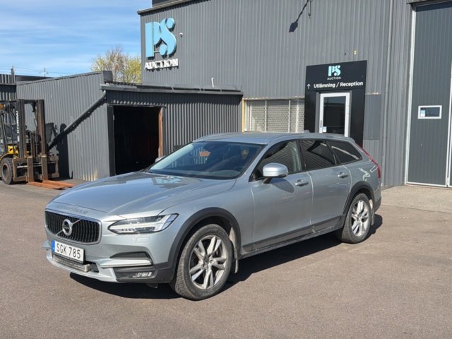 1357525-1 Volvo V90 Cross Country D4 AWD Geartronic, 190hp, -2019
