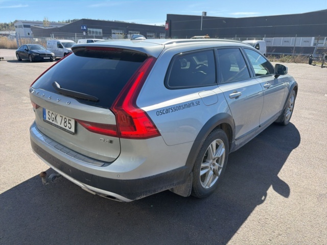 1357525-5 Volvo V90 Cross Country D4 AWD Geartronic, 190hp, -2019