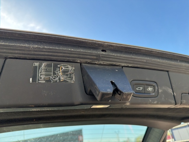 1357525-16 Volvo V90 Cross Country D4 AWD Geartronic, 190hp, -2019