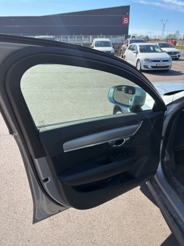 1357525-25 Volvo V90 Cross Country D4 AWD Geartronic, 190hp, -2019