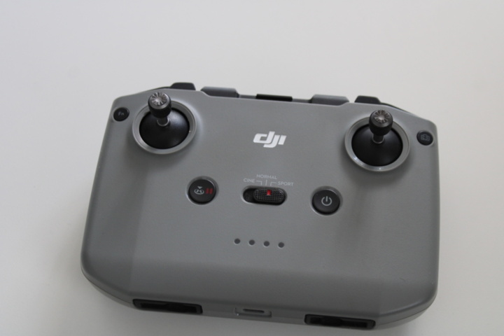 1501995-10 Drönare DJI Air2S