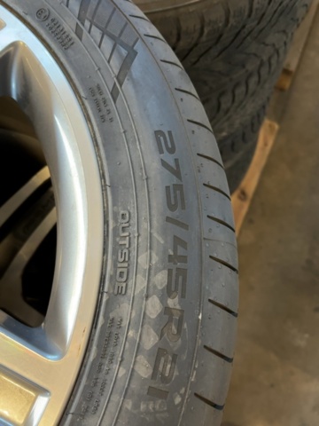 1499587-8 Complete wheels - Nokian Tyres 275/45R21
