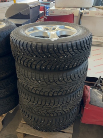 1499589-1 Complete wheels - Nokian Hakkapeliitta 9 SUV
