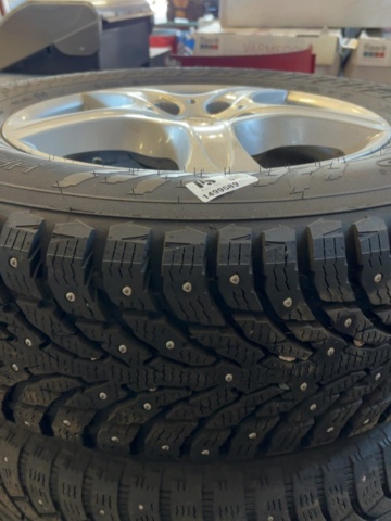 1499589-2 Complete wheels - Nokian Hakkapeliitta 9 SUV