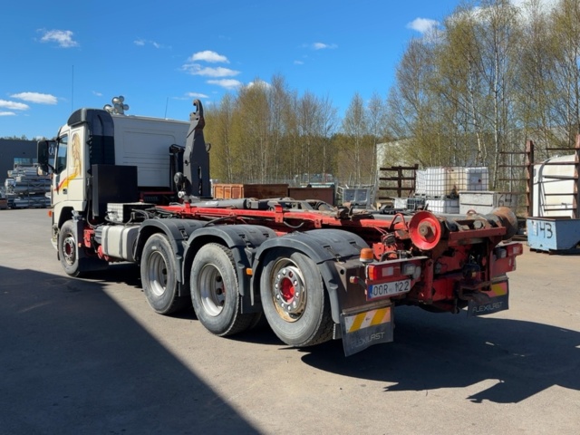 1499602-3 Hooklift - Volvo FM (2007)