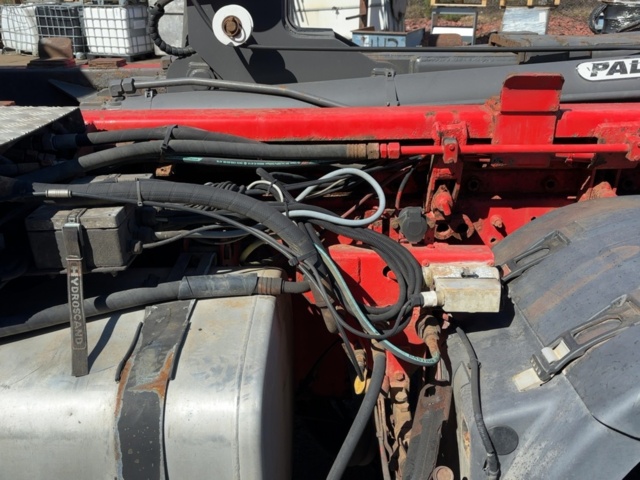 1499602-15 Hooklift - Volvo FM (2007)