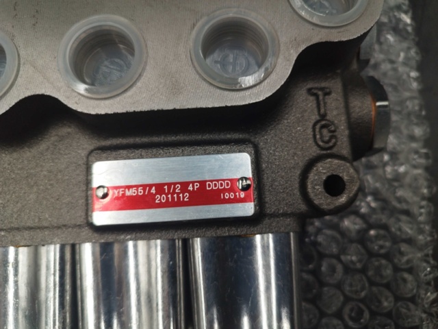 1518625-10 Hydraulic valve 4P - YFM55/4 1/2