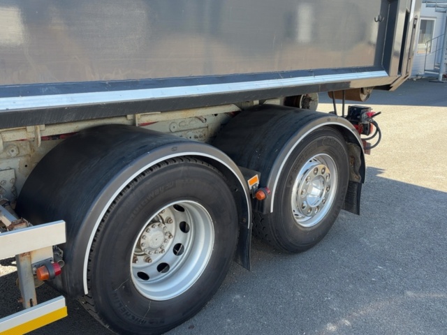 1499608-9 Tippbil - Volvo FM - 2009