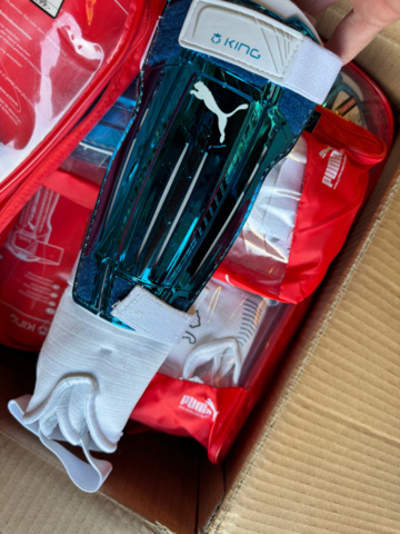 1405771-8 Puma benskydd – 72 par i originalförpackning