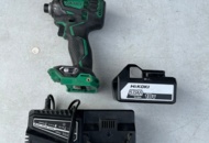 1371211 Impact driver with battery and charger - Hikoki WH 18DBDL2