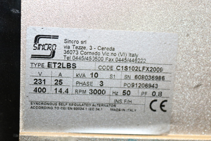 1417012-15 Generator on wheels. Honda engine.
