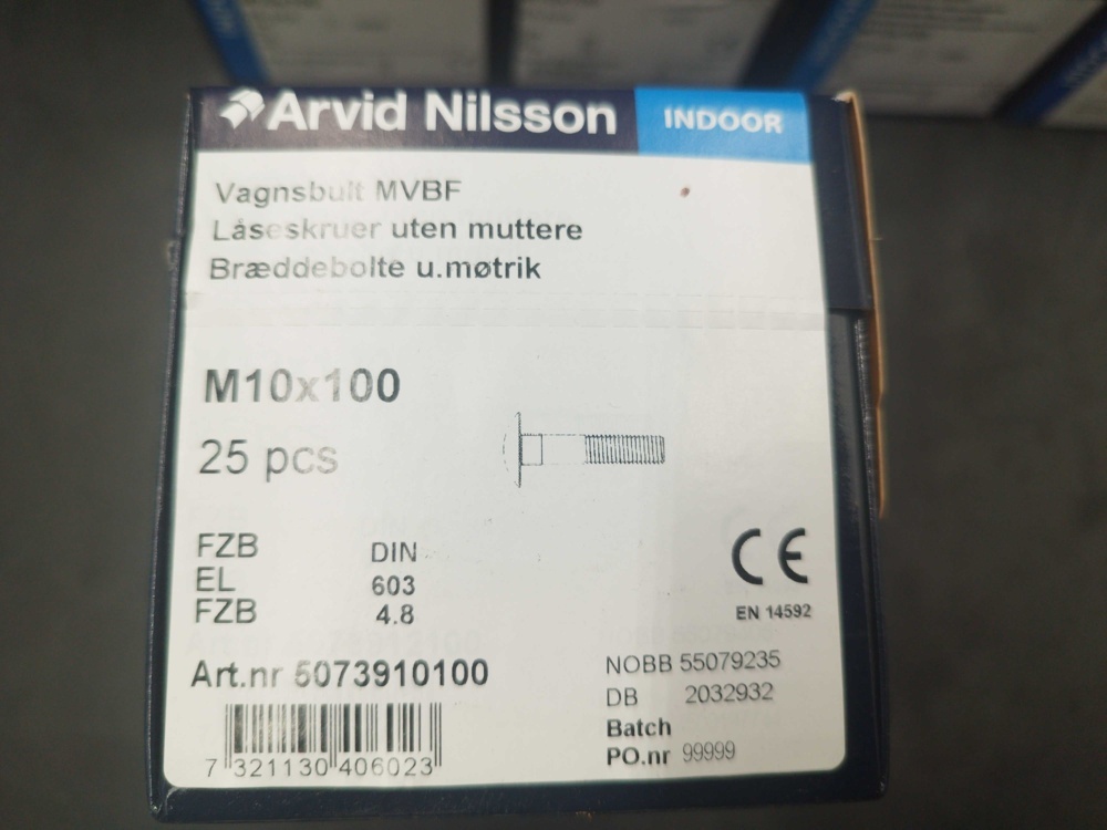 1521503-2 Vagnsbult, 200 st - M10x100, FZB