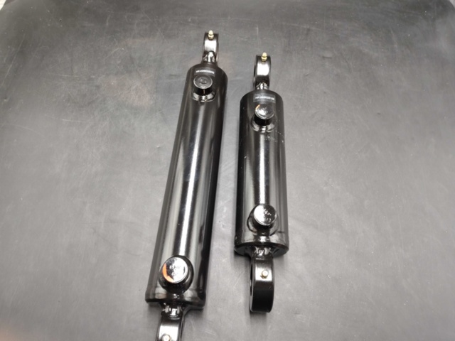 1522165-1 Hydraulic cylinders, 2 pcs - HK-AM5025100, HK-AM5032200