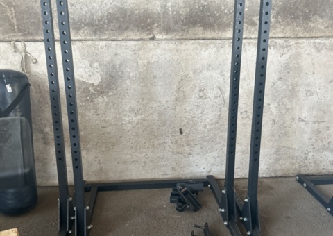 Squat rack - 2 pcs
