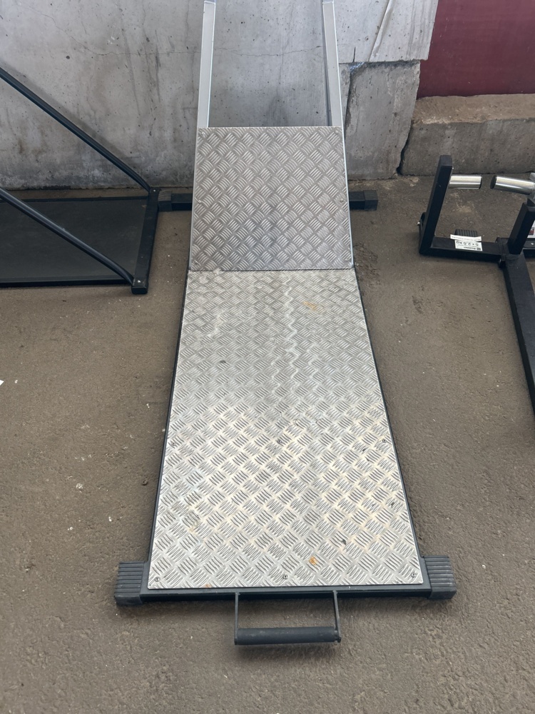 1363440-2 Training station - Func Gym Tower