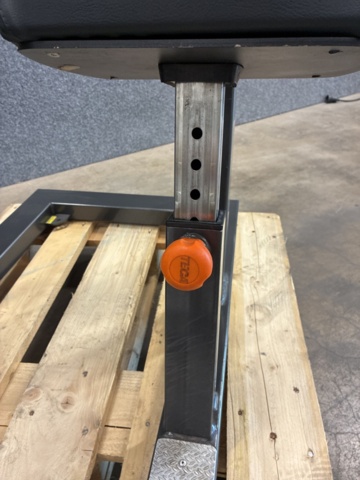 1422589-6 Chest/shoulder machine Teca