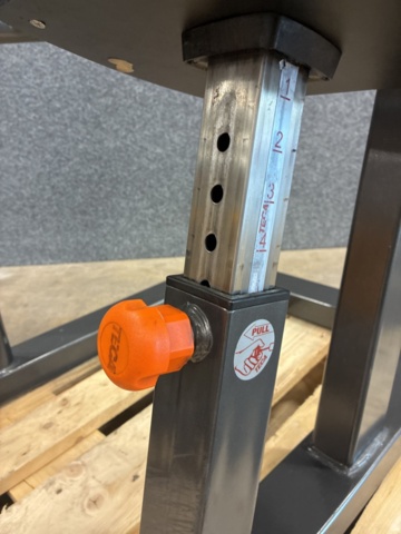 1422589-19 Chest/shoulder machine Teca