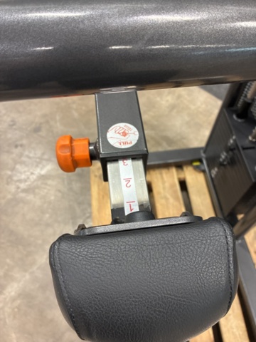 1422592-11 Shoulder press Teca 660