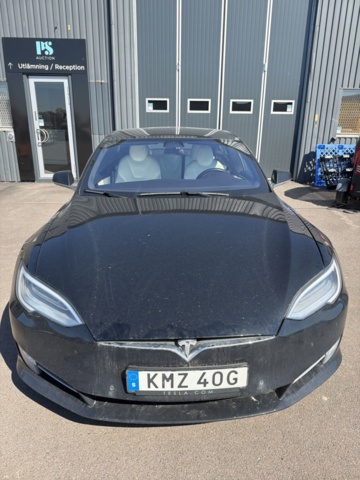 1351424-8 Tesla Model S Long Range AWD, 423hk, -2020 (repobjekt)