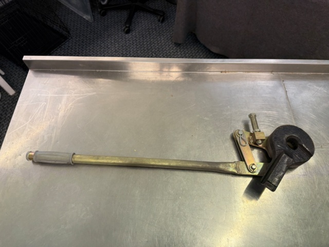 1351841-1 Press tool (Low pressure press Arnstein)