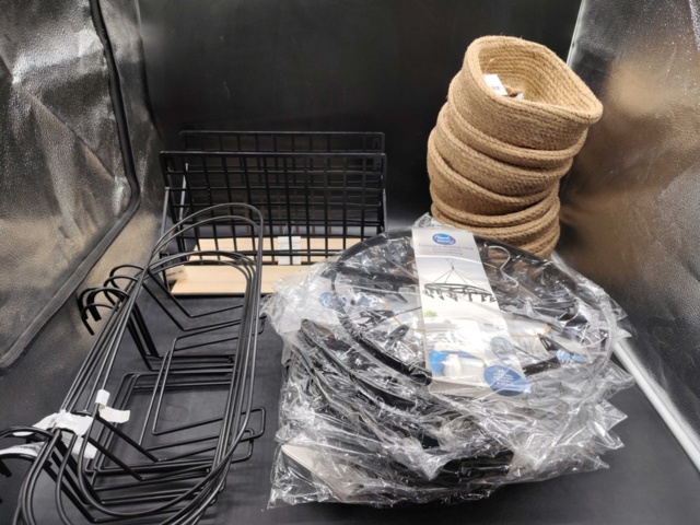 1508616-1 Home items - Nord Clean, 4Living, drying racks, baskets and shelves