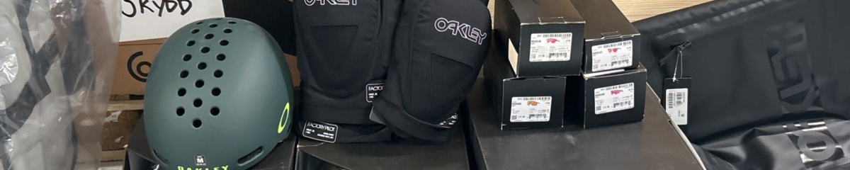 Bild som representerar auktionen - Avyttring parti med nya Oakley produkter